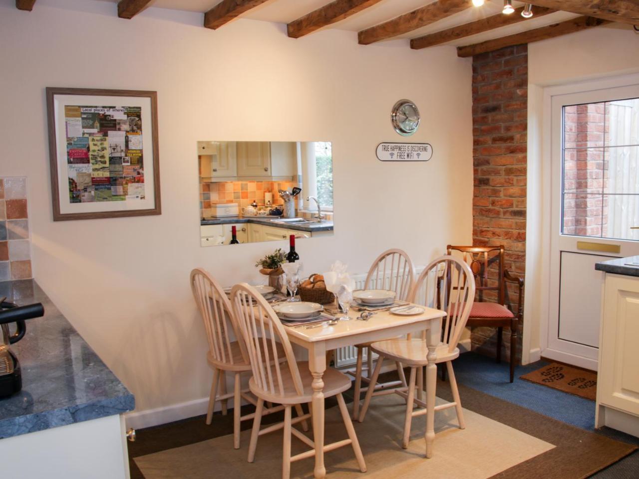 Cream Door Cottage Kidderminster Zewnętrze zdjęcie