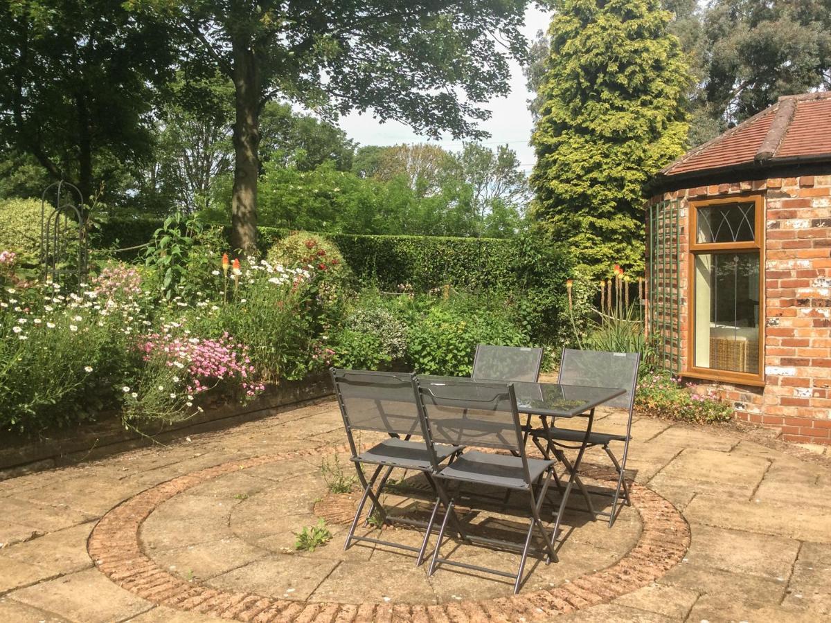 Cream Door Cottage Kidderminster Zewnętrze zdjęcie